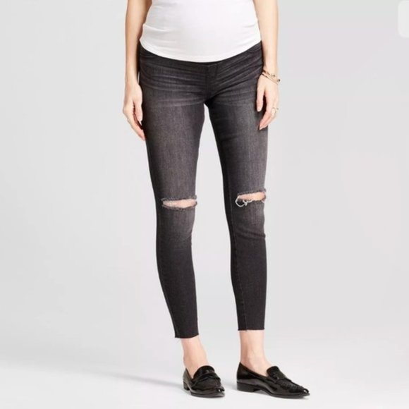 Isabel Maternity by Ingrid & Isabel Denim - Isabel Maternity Distressed Knee Raw Hem Jeggings